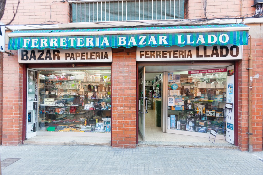 Ferreteria Bazar Lladó 1