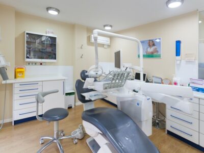 Clinica Dental J. Mestres 2